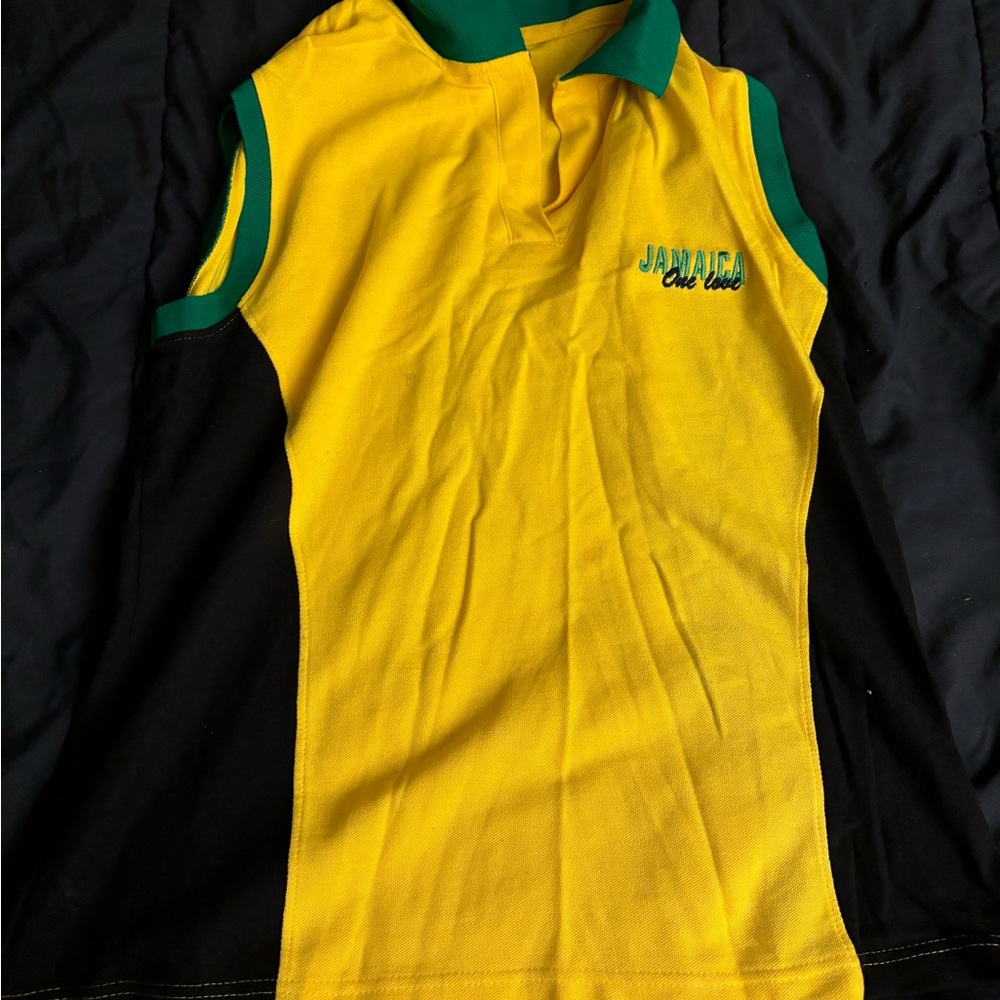 Size Large Jamaica”one love shirt, green/yellow